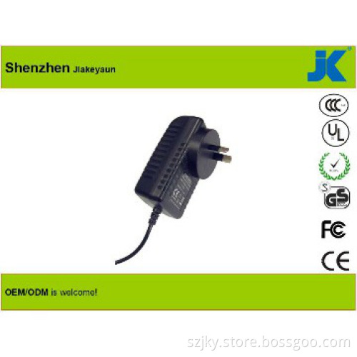 18650 charger 12V2A adapter BS or CE plug,with CE certificate